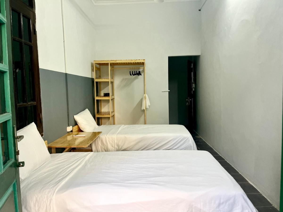 Hanoi Avana Homestay Long Bien Bagian luar foto