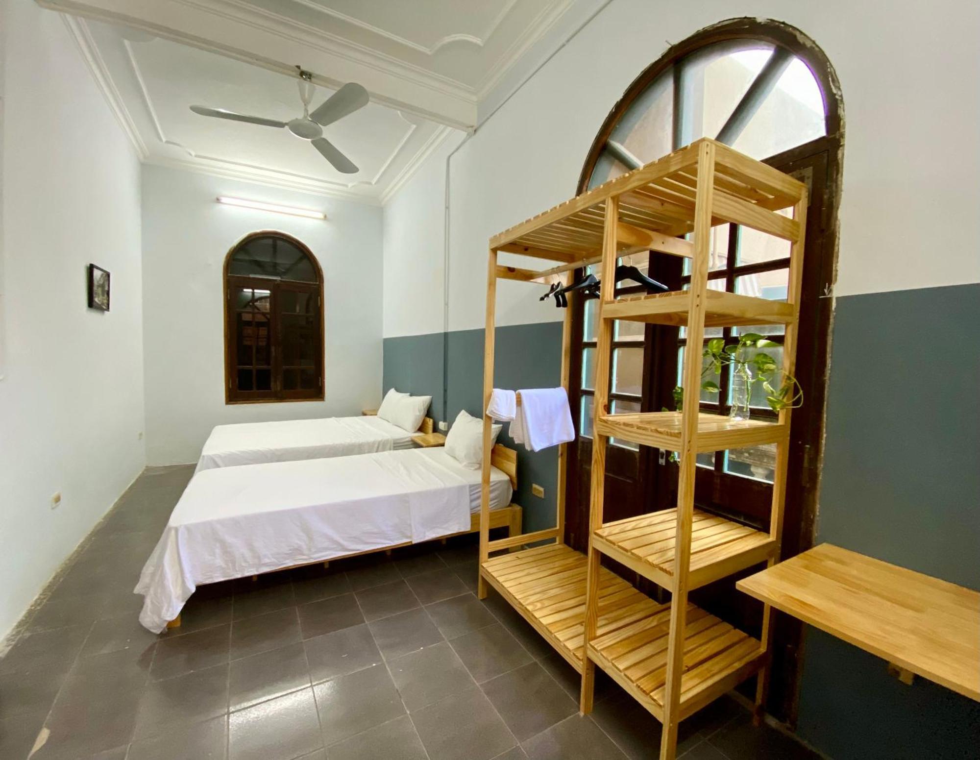 Hanoi Avana Homestay Long Bien Bagian luar foto